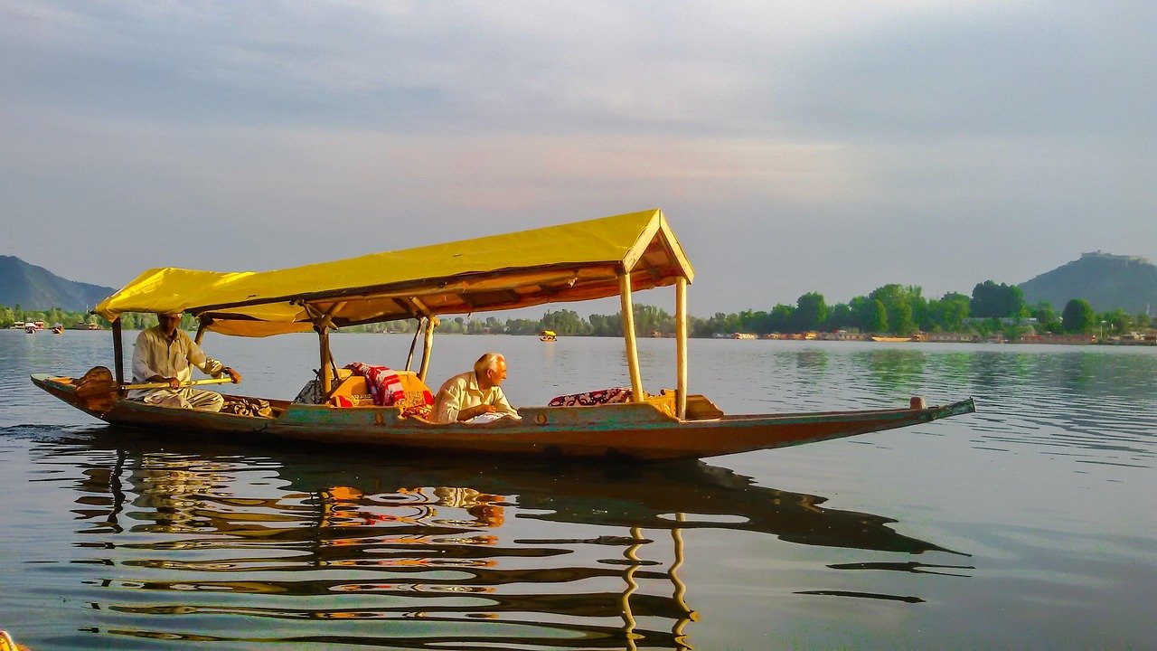 Dal Lake Shikara